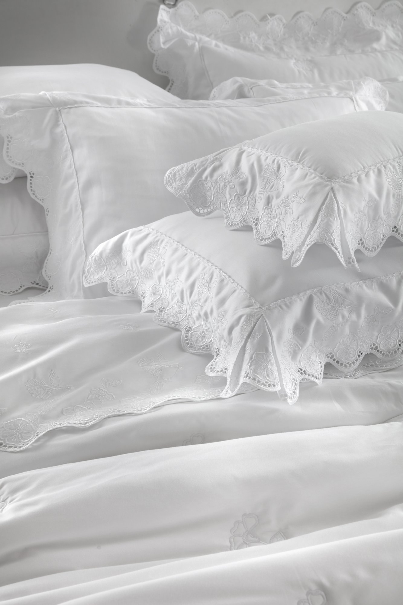 Alvorada Bedding Set